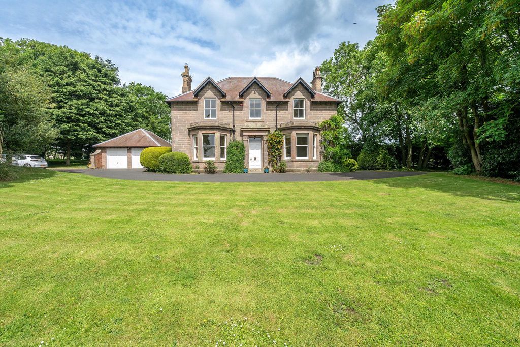 Property photo 1 of 33 Image