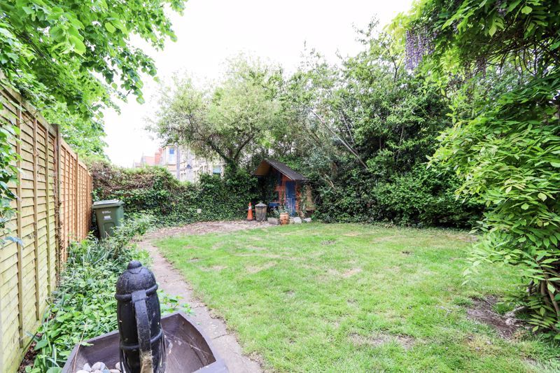 Property photo 3 of 24 Garden
