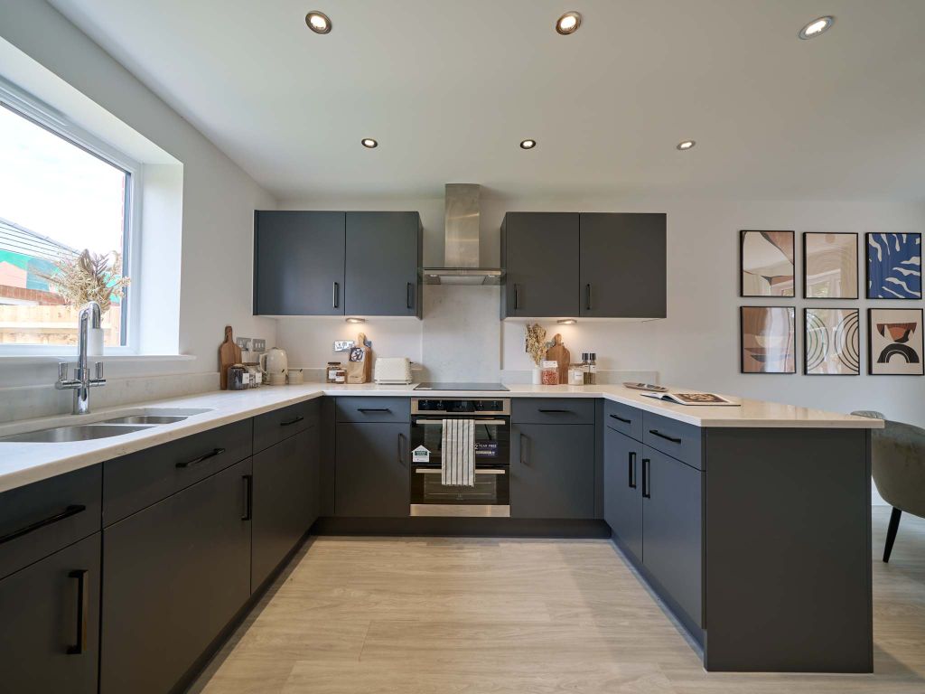 Property photo 2 of 13