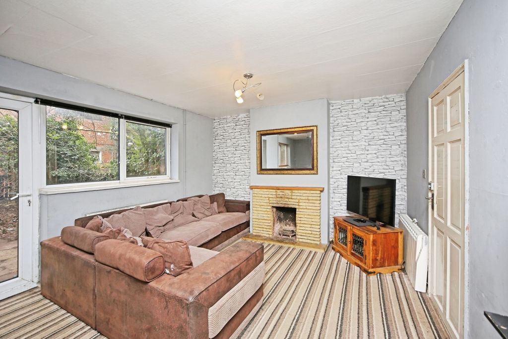 Property photo 2 of 13 Pbox-Img.Jpg