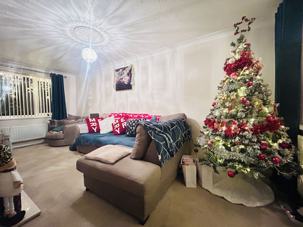 Property photo 3 of 9 Img_2383