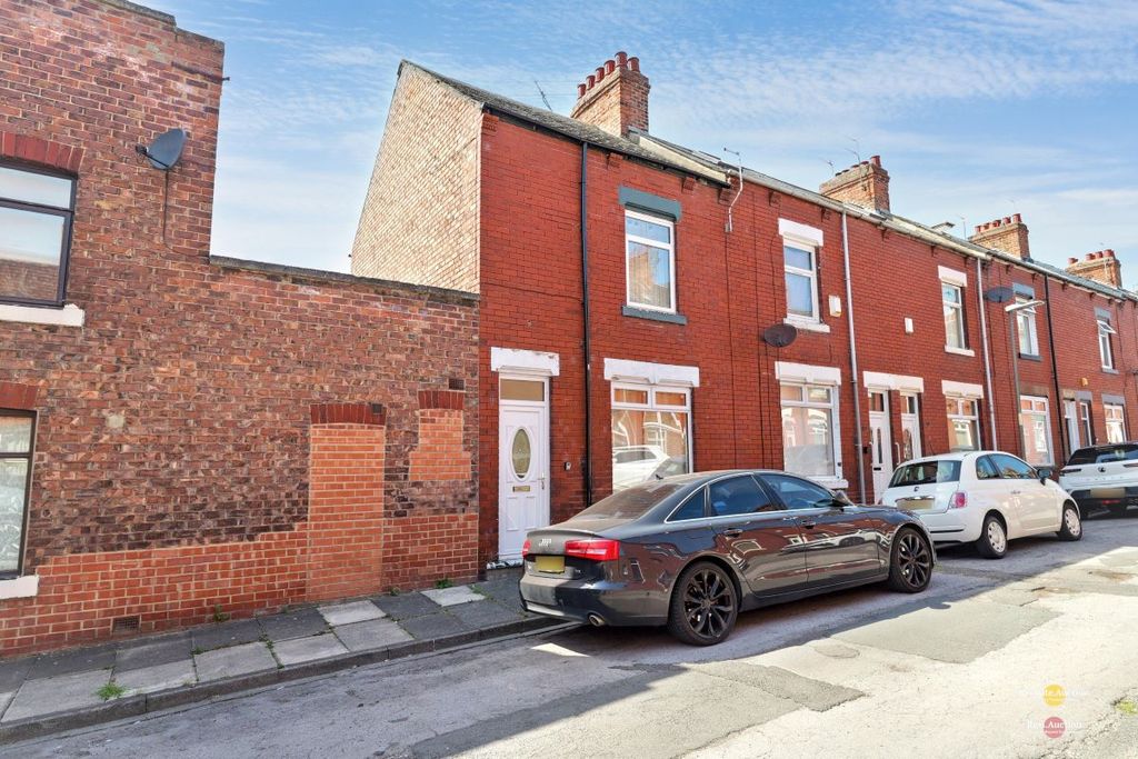 Property photo 1 of 14