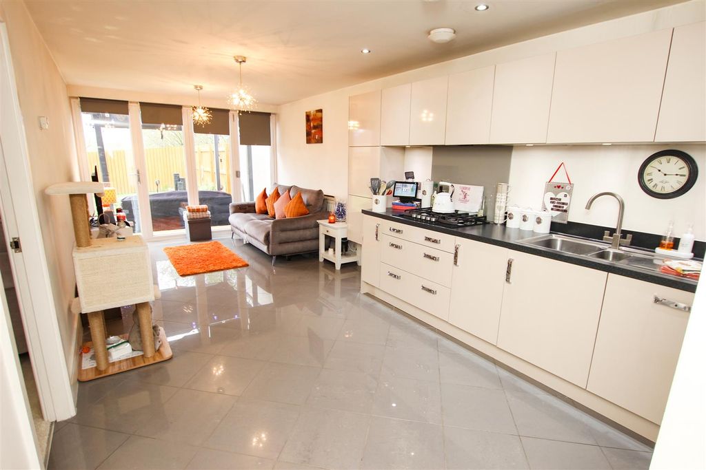 Property photo 2 of 15 Open Plan Living Dining Kitchen