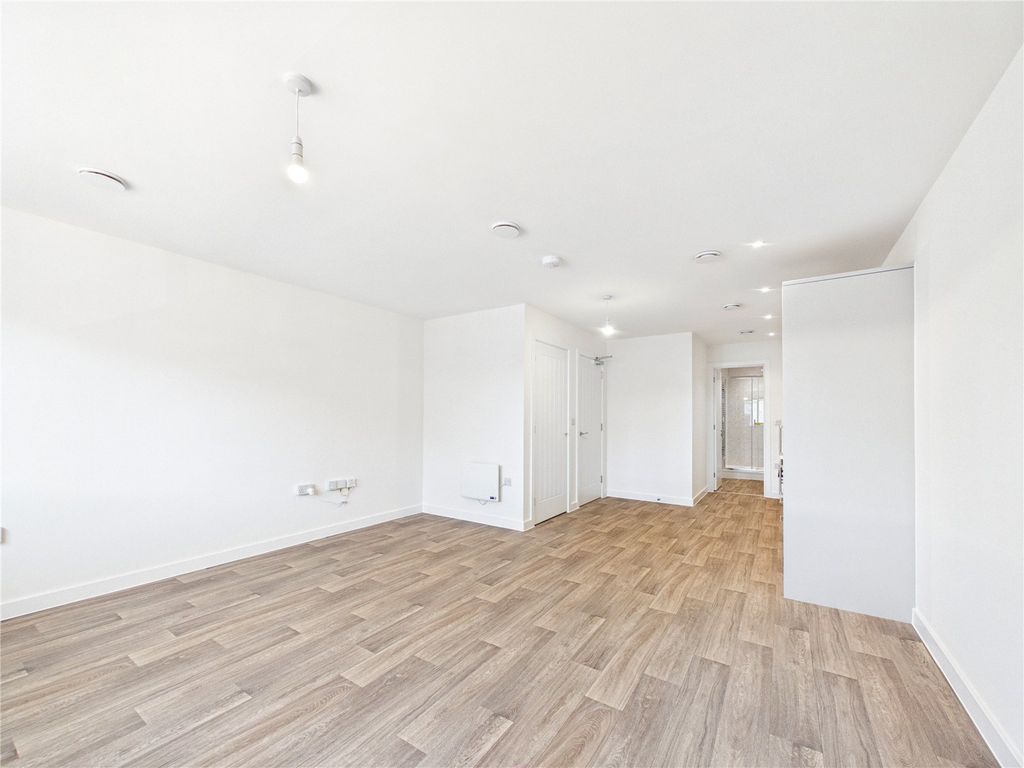 Property photo 2 of 6 Picture No. 01