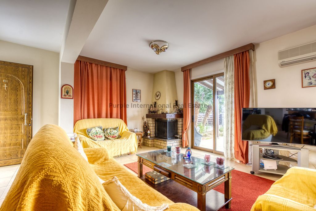 Property photo 3 of 22