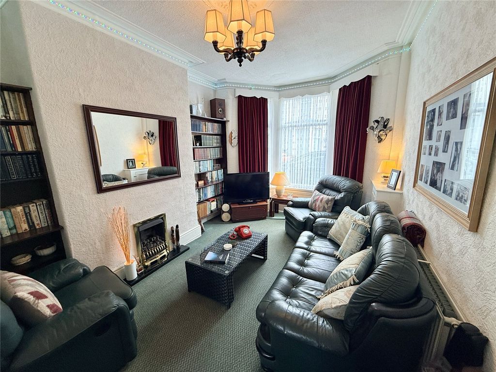 Property photo 2 of 17 Picture No. 02