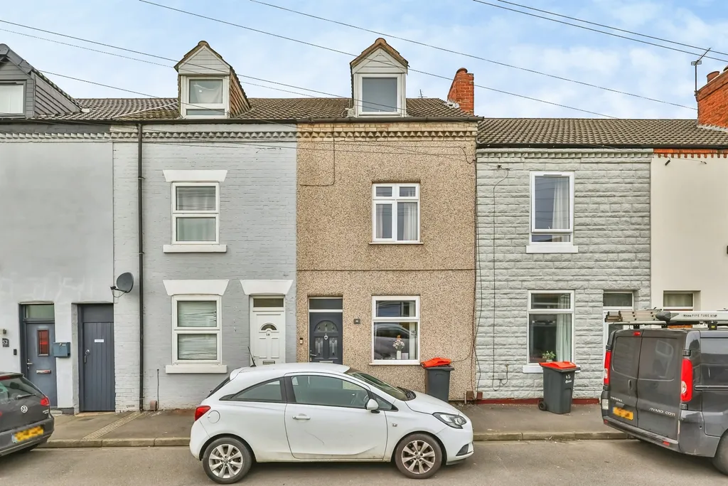 House in Nottingham, Hazelgrove, Hucknall - View 3