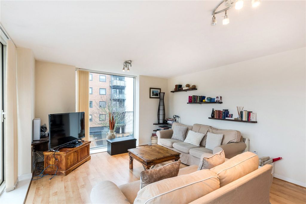 Property photo 3 of 13 Picture No. 07