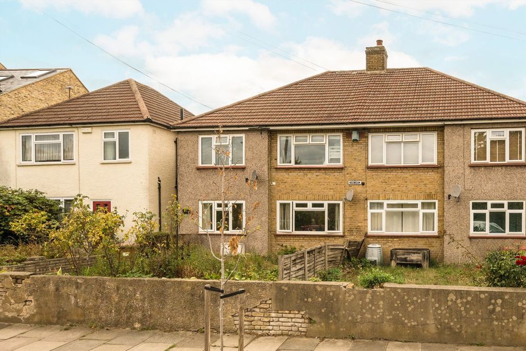 Property photo 1 of 6