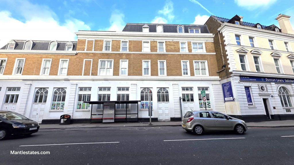 Property photo 1 of 16 1 Bed Flat For Sale Kingsland Passage, London E8