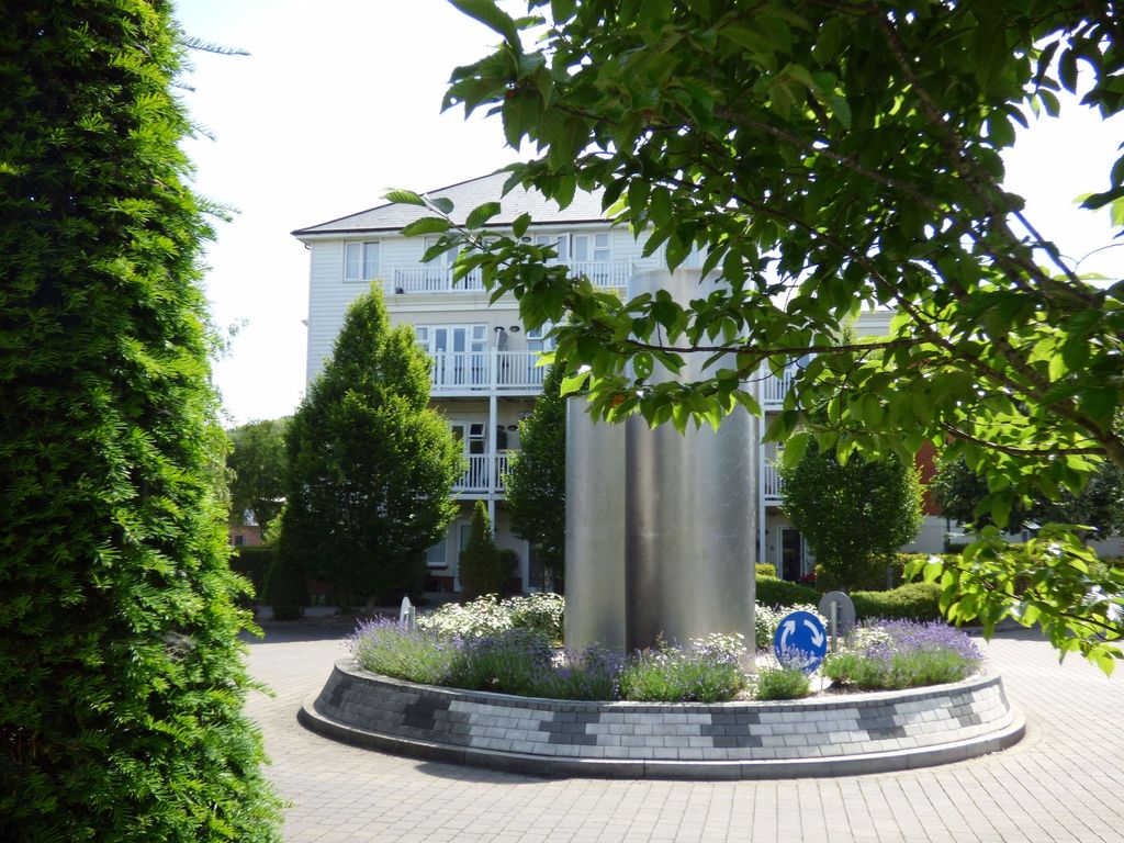 Property photo 1 of 10 Photo 13