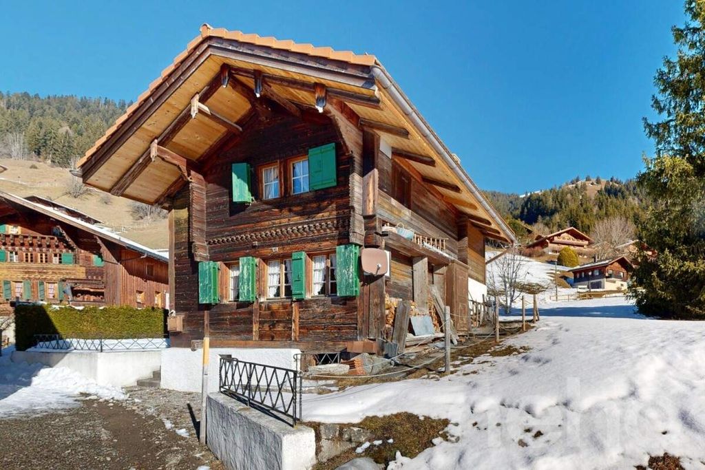 Property photo 2 of 12