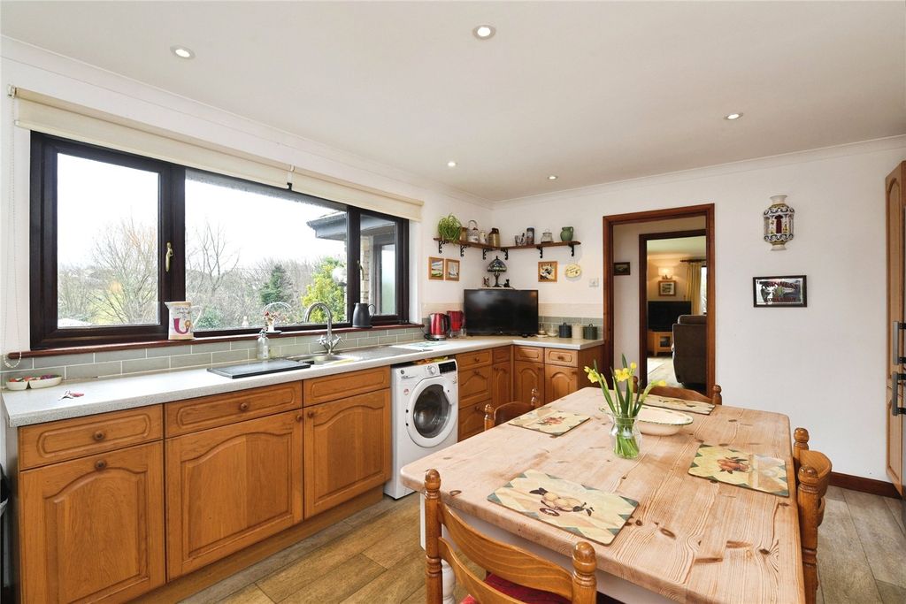 Property photo 3 of 20 Picture No. 15