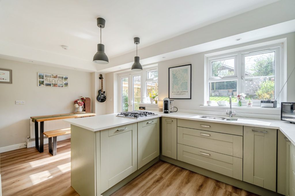 Property photo 2 of 16 Picture No. 90