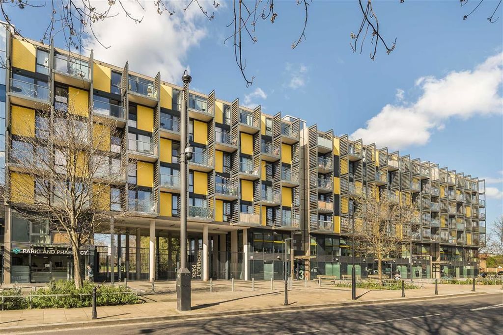 Property photo 1 of 8