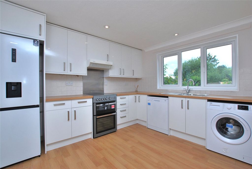 Property photo 2 of 7 Picture No. 01