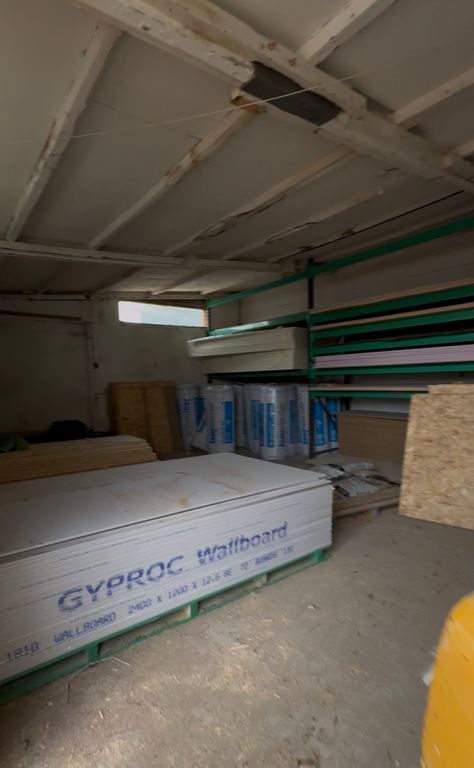 Property photo 1 of 2