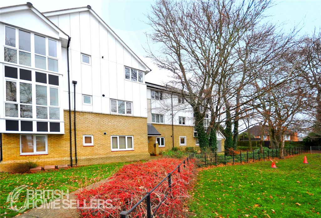 Property photo 1 of 9 Picture No. 08