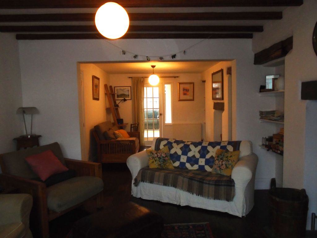 Property photo 2 of 18