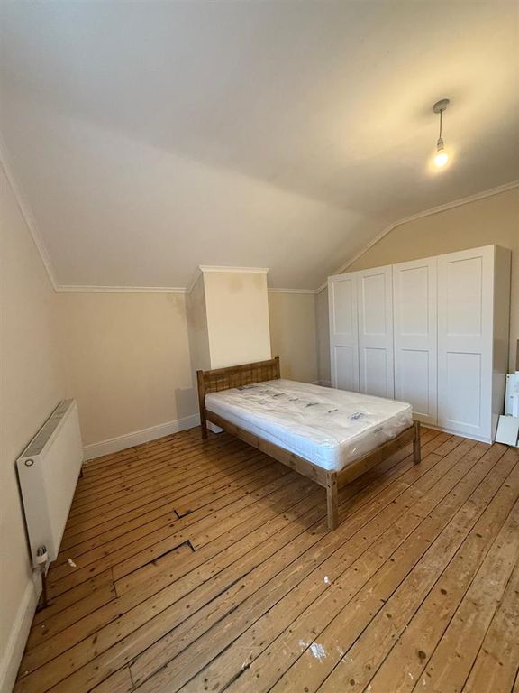 Property photo 2 of 17 Whatsapp Image 2025-10-17 At 11.34.20_9526Cabb.Jpg