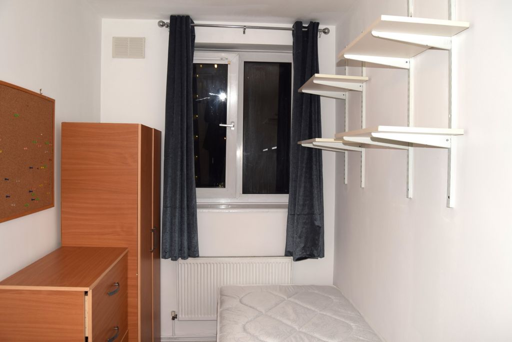 Property photo 3 of 12 Photo 3