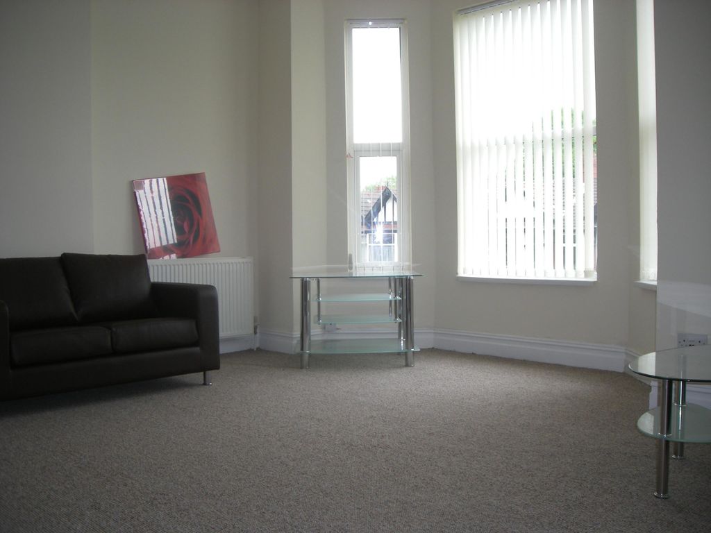 Property photo 2 of 6 Photograph 4