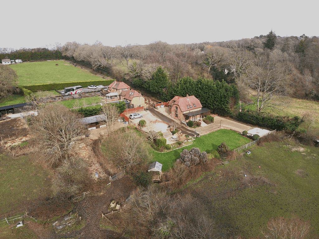 Property photo 2 of 22 Gallery