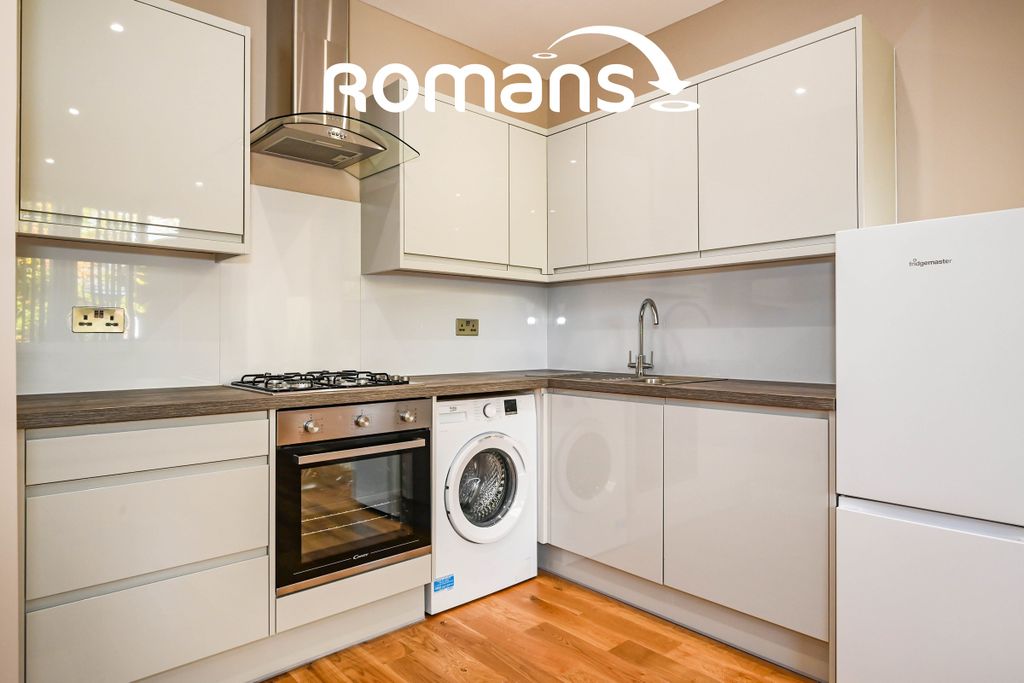 Property photo 1 of 9 E560A610-214E-Ed11-B