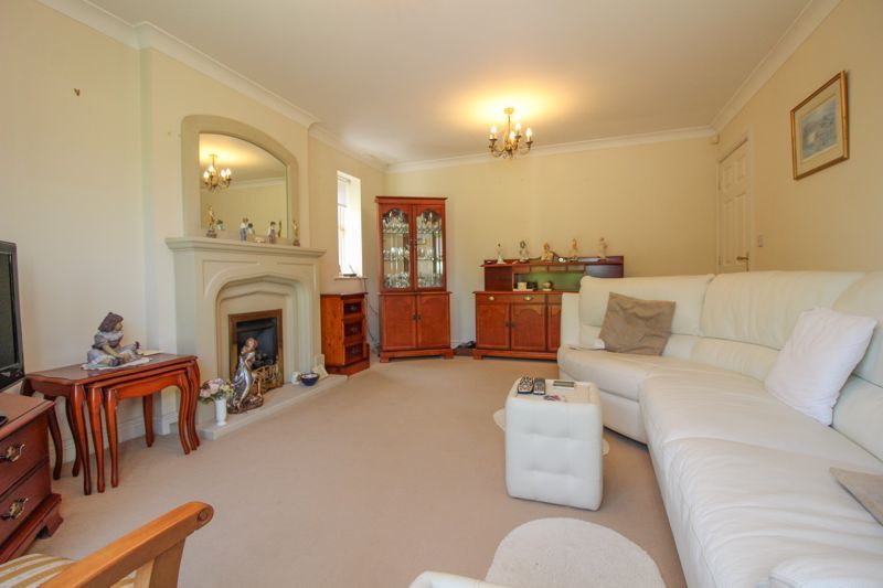 Property photo 2 of 13 Photo 12