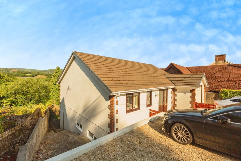 Property photo 1 of 23 Front View