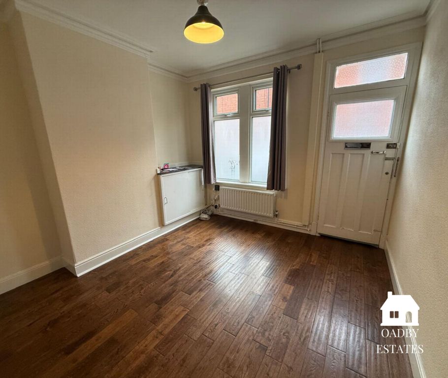 Property photo 2 of 11 Photo 2