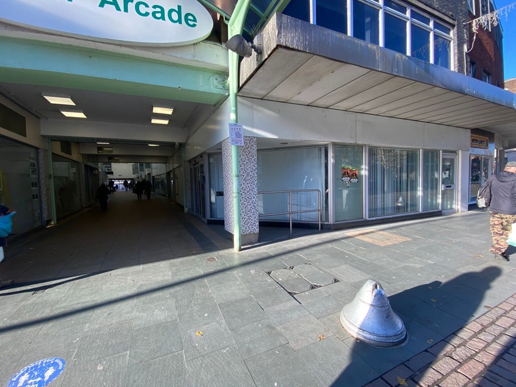 Property photo 1 of 7 Photo 8