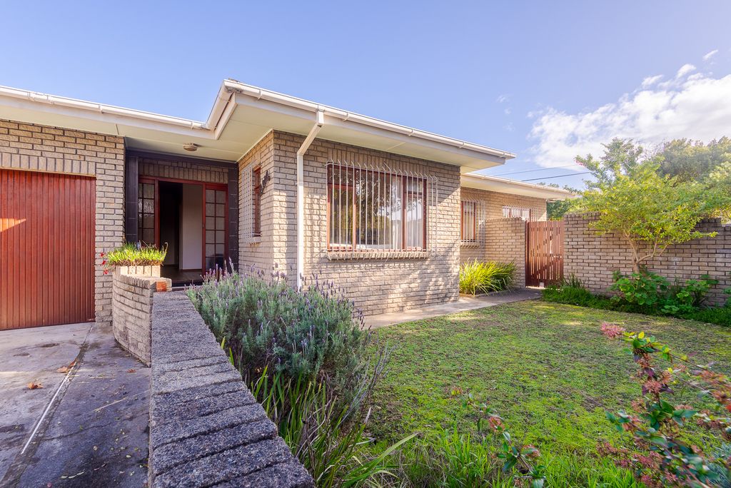 Property photo 1 of 37