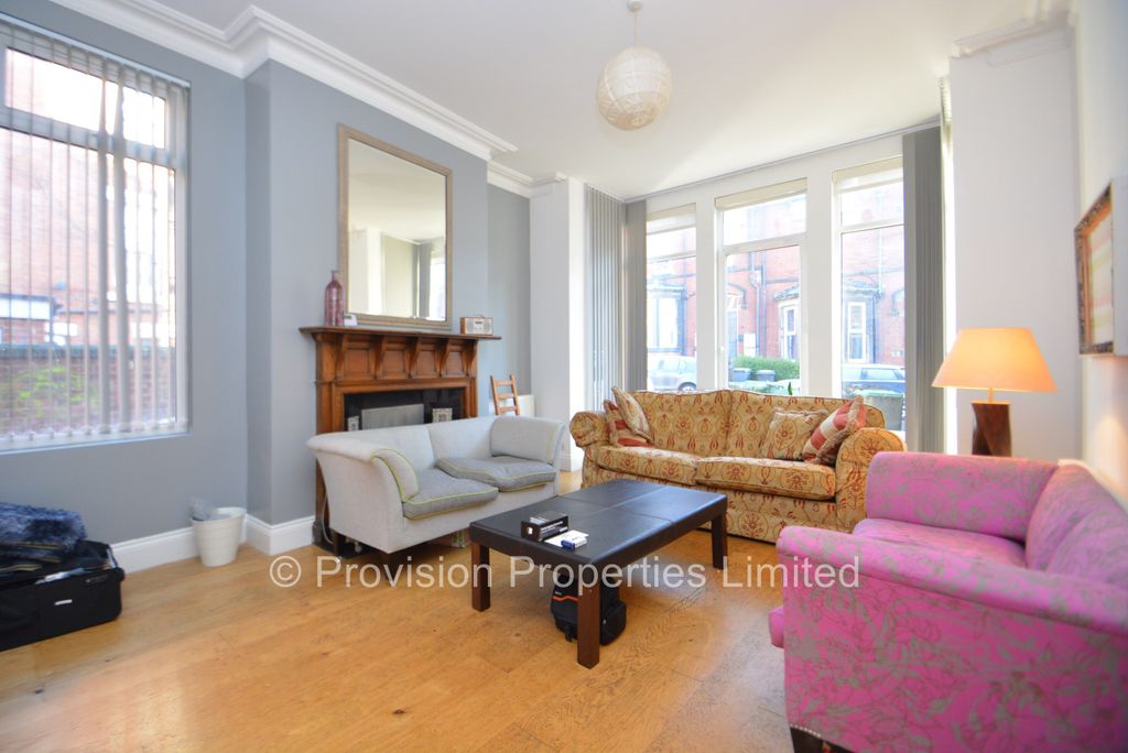 Property photo 1 of 14 Photo
