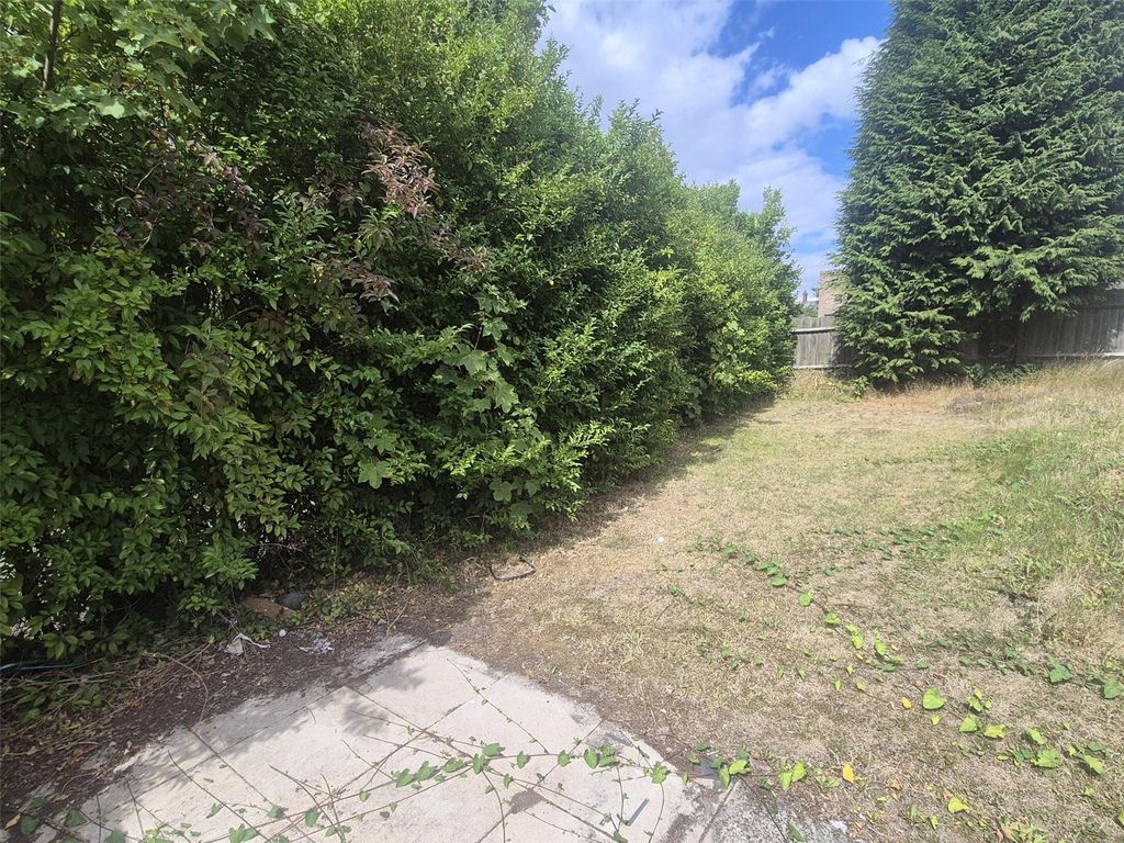 Property photo 3 of 10 Picture No. 12