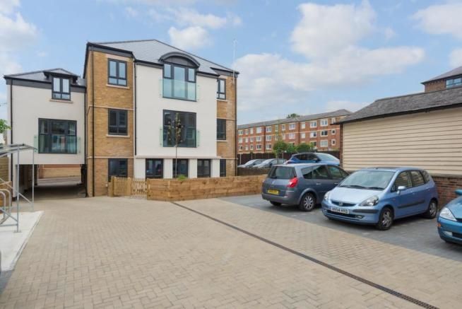 Property photo 1 of 14 10085_60611_Img_0...
