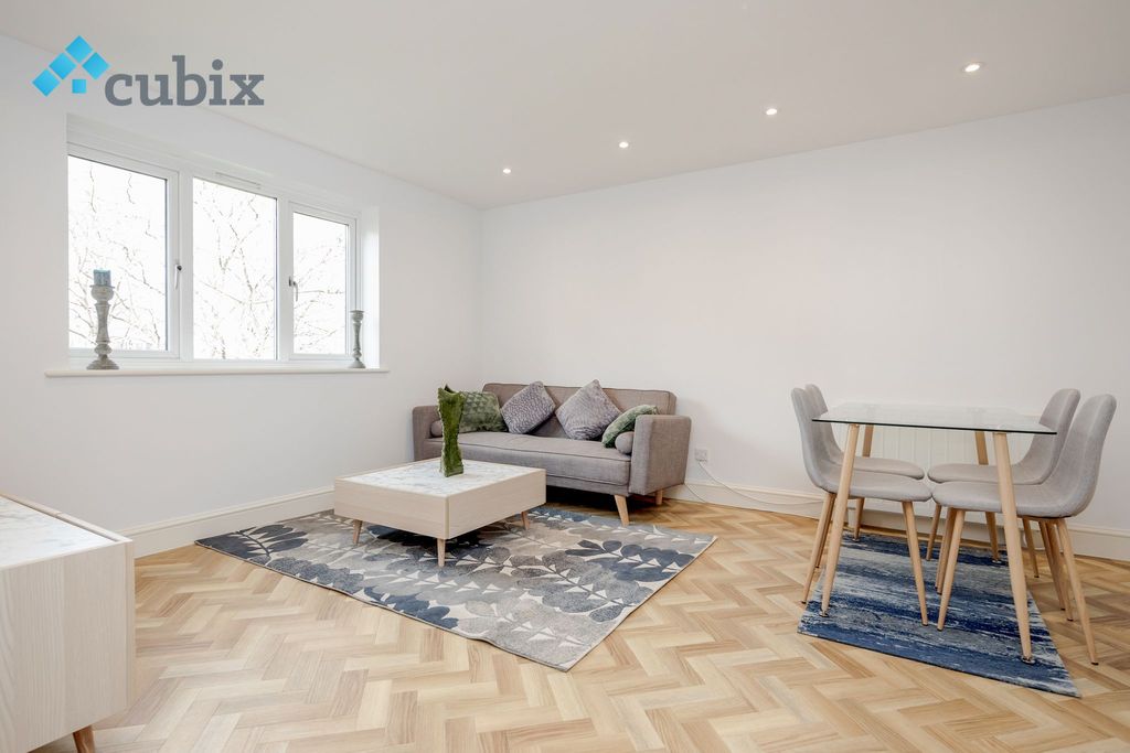 Property photo 2 of 26