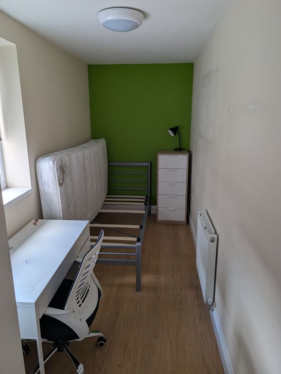 Property photo 1 of 3