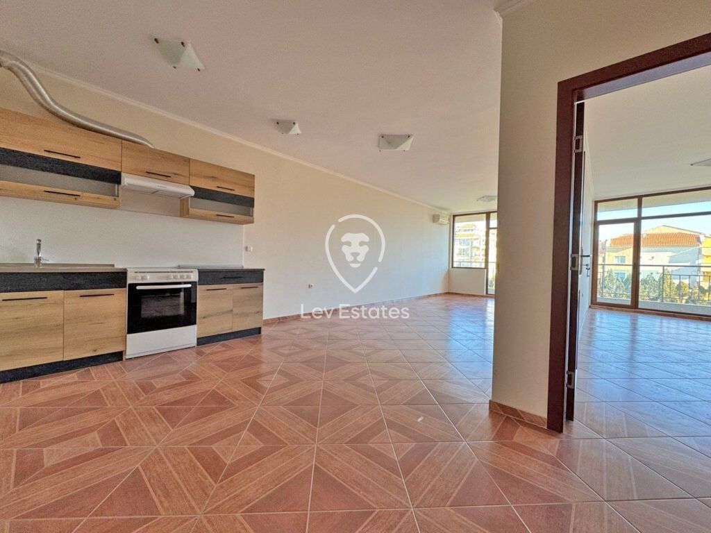 Property photo 1 of 9