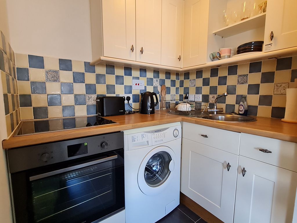 Additional image 5 of 1 bed flat to rentThe Pill Box, Seaview PO34