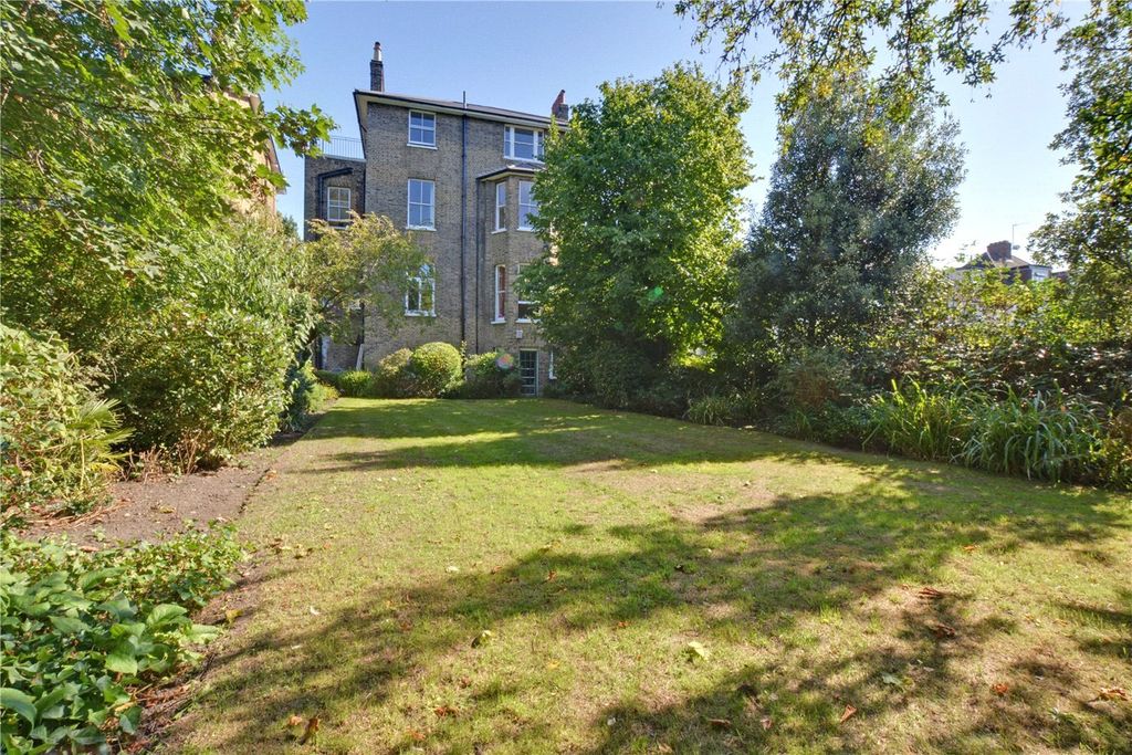 Property photo 3 of 12 Picture No. 03