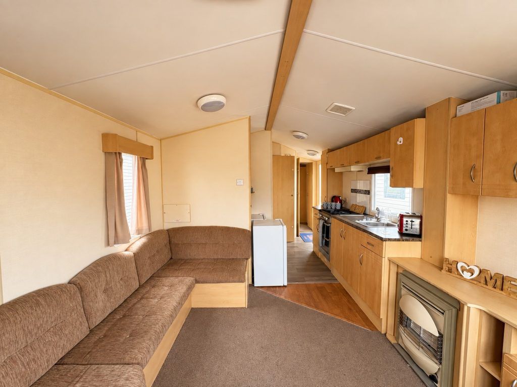 Property photo 2 of 6 Willerby Magnum 2010 Car0025618 148387821.Jpeg