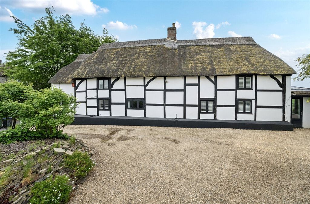 Property photo 1 of 17 Picture No. 04