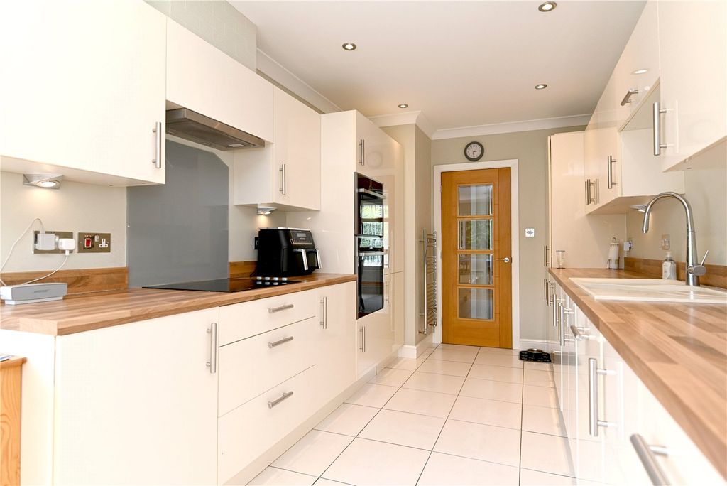 Property photo 3 of 20 Picture No. 03