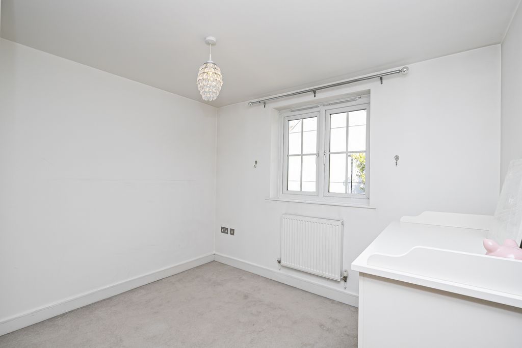 Additional image 9 of 2 bed flat for saleStation Road, Epping CM16