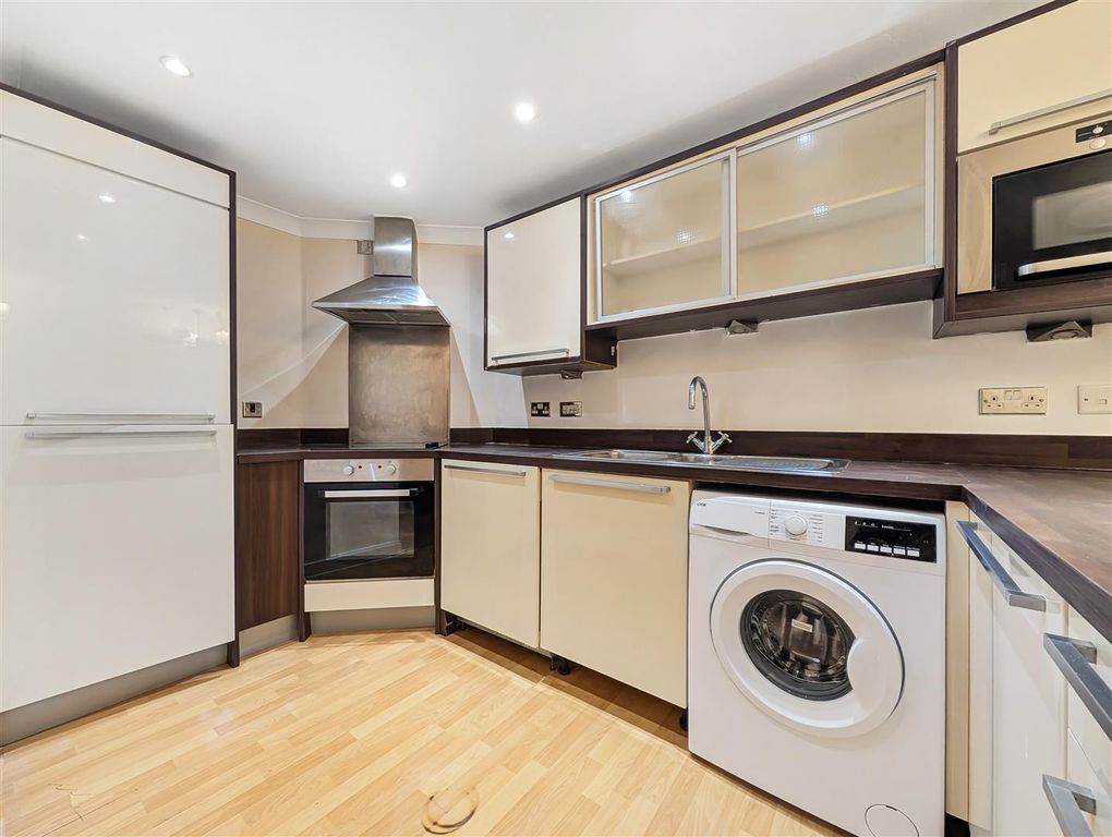 Property photo 2 of 10 Pxl_20251030_115839851Mp.Jpg