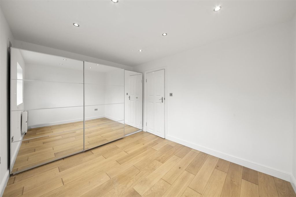 Additional image 5 of 1 bed flat for saleConstable Close, Hayes UB4