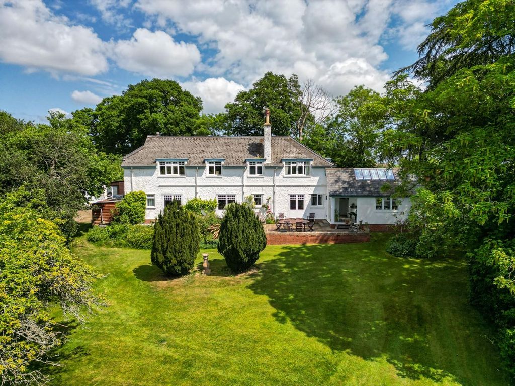 Property photo 1 of 37