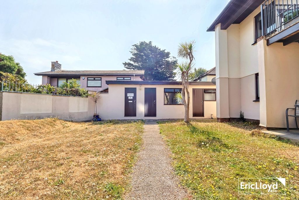 Property photo 2 of 12 Photo 10