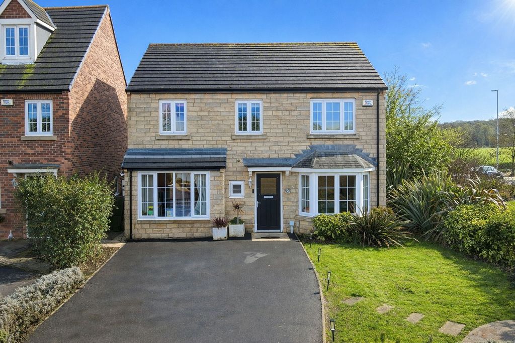 Property photo 2 of 24